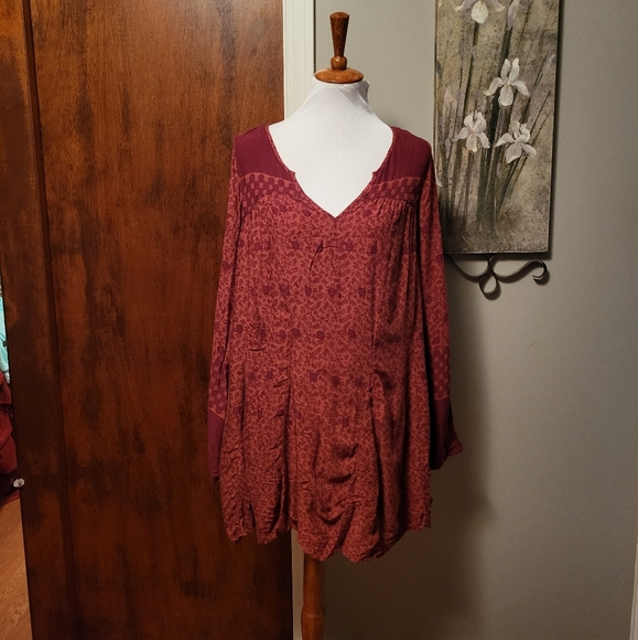 Free People Tunic Top Burgundy Flare Long Sleeve Small